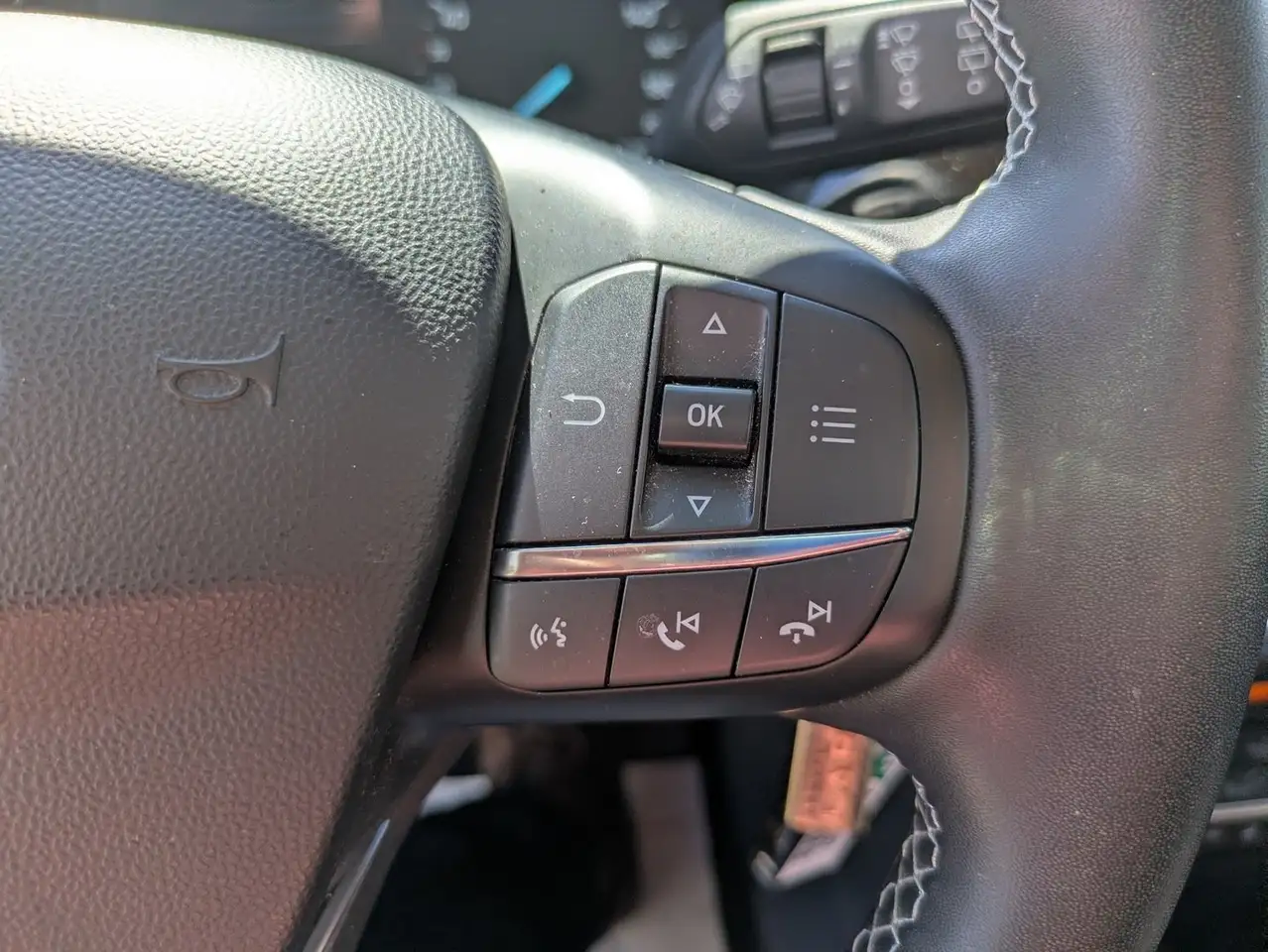 Ford Fiesta Active — photo 24
