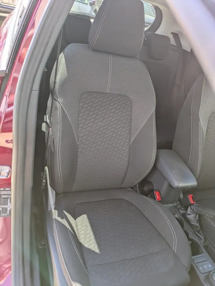 Ford Fiesta Active — photo 43
