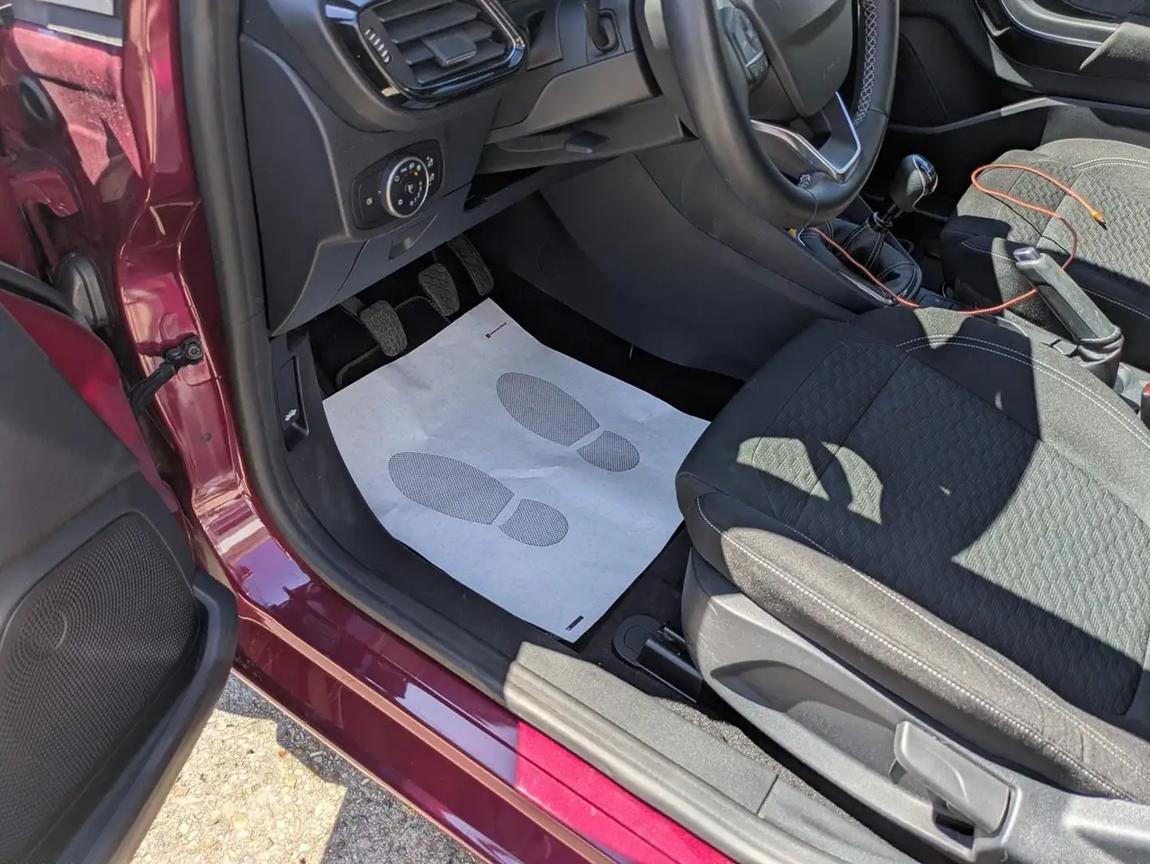 Ford Fiesta Active — photo 15
