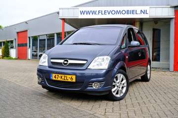 1.6-16V Cosmo Aut. Navi|Clima|LMV