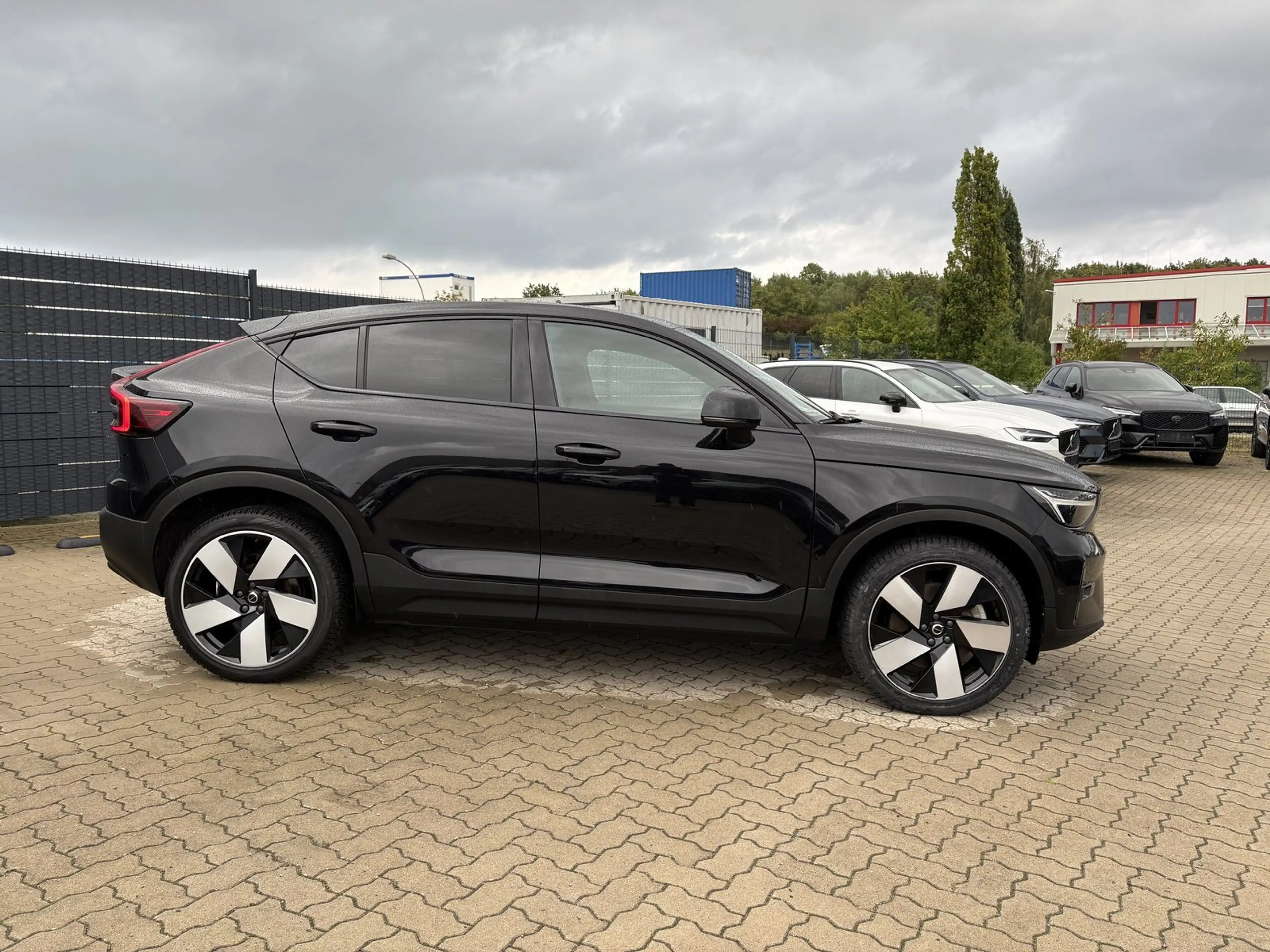 Volvo C40 Recharge Pure Electric 2WD Ultimate — photo 2