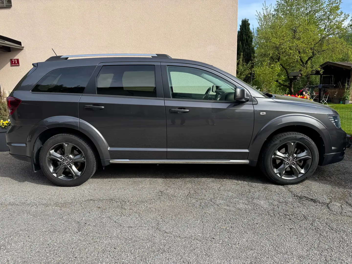 Fiat Freemont Freemont 2,0 Multijet II 170 Cross AWD Aut. Cross Grau - 1