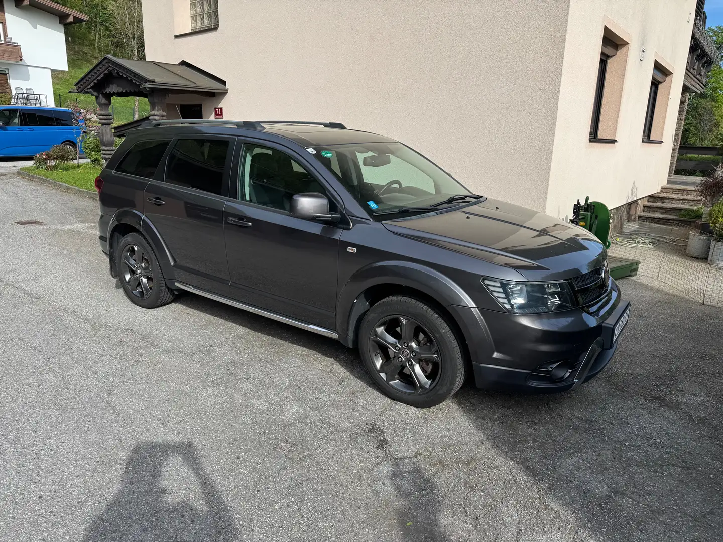 Fiat Freemont Freemont 2,0 Multijet II 170 Cross AWD Aut. Cross Grau - 2