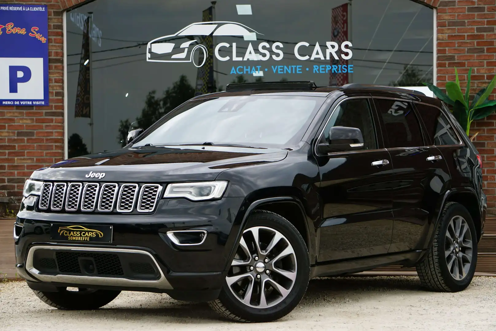 Jeep Grand Cherokee 3.0 V6 TD OVERLAND TOIT-PANO CARNET CAM LED EU6B Noir - 1