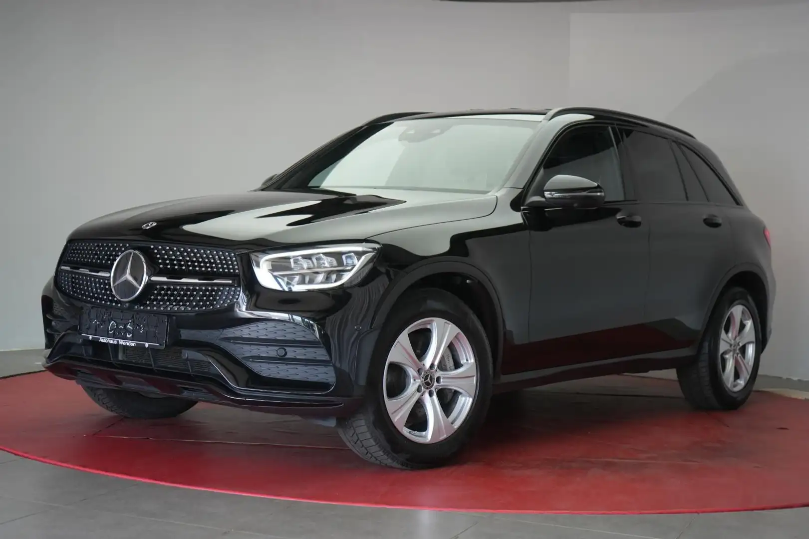 Mercedes-Benz GLC 220 d 4Matic 9G-Tronic AMG Line Schwarz - 2
