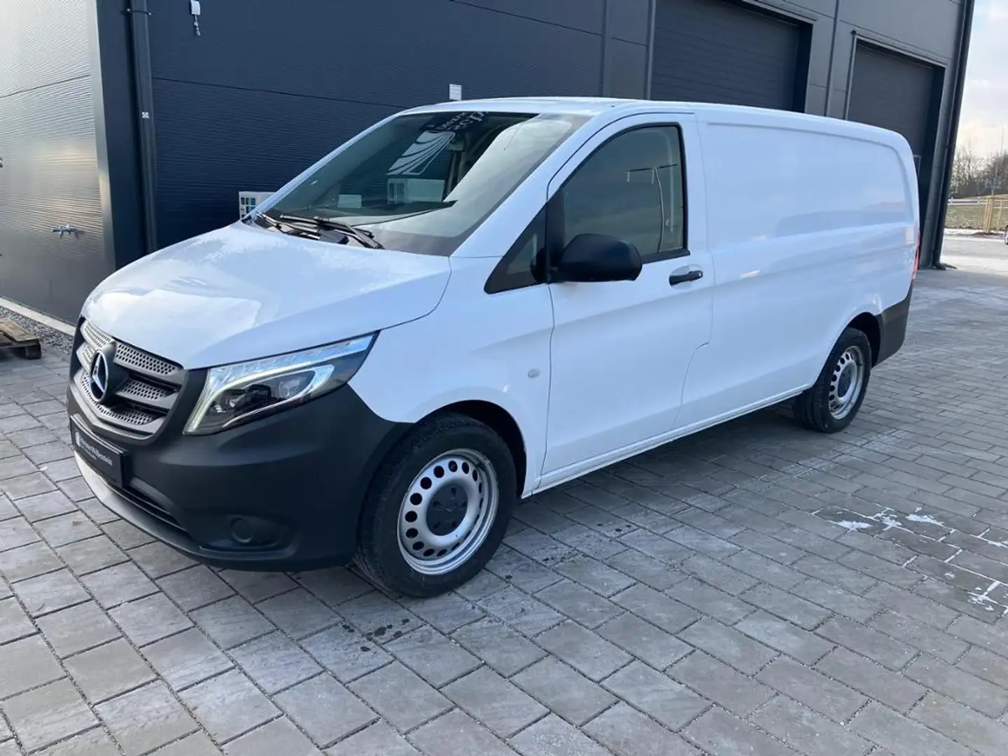 Mercedes-Benz Vito 116 KA 4x4 L *Automatik* AHK 2,5t*Navi*LED Blanc - 2