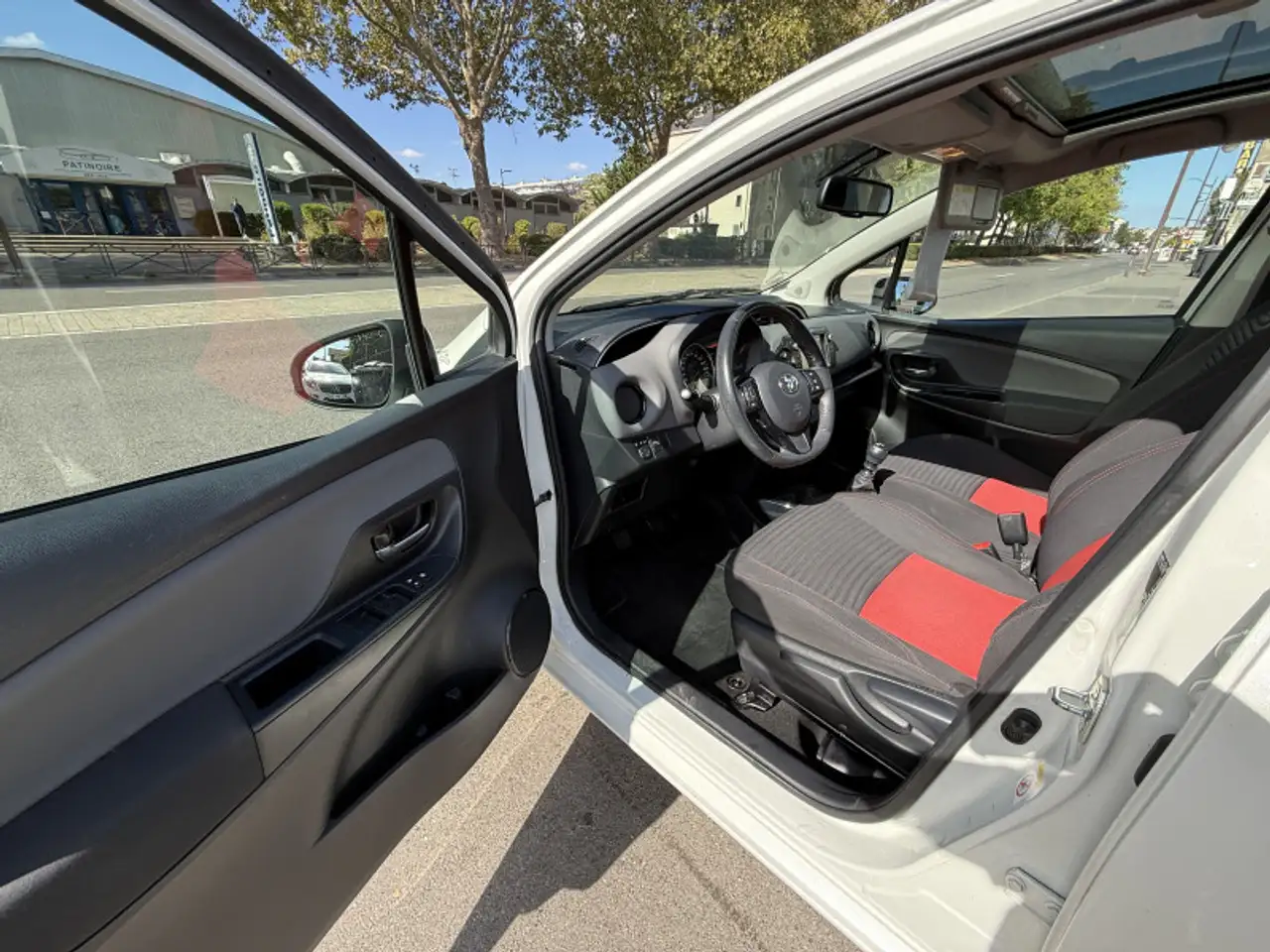 Toyota Yaris Yaris — photo 4