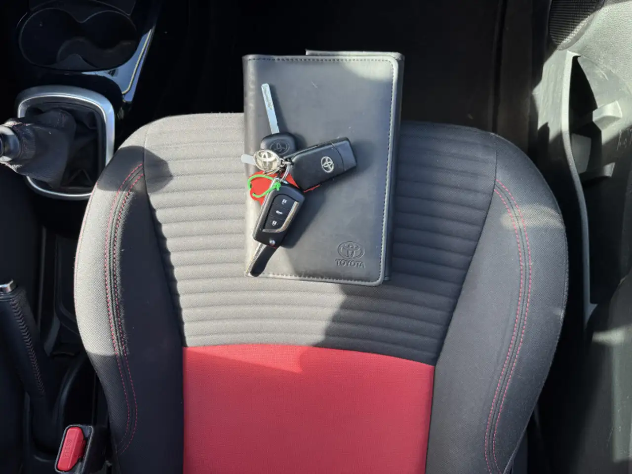 Toyota Yaris Yaris — photo 18