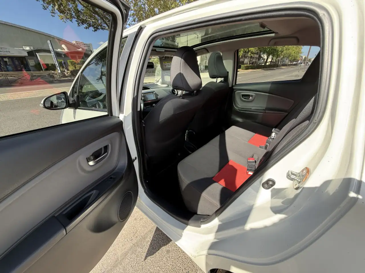 Toyota Yaris Yaris — photo 6