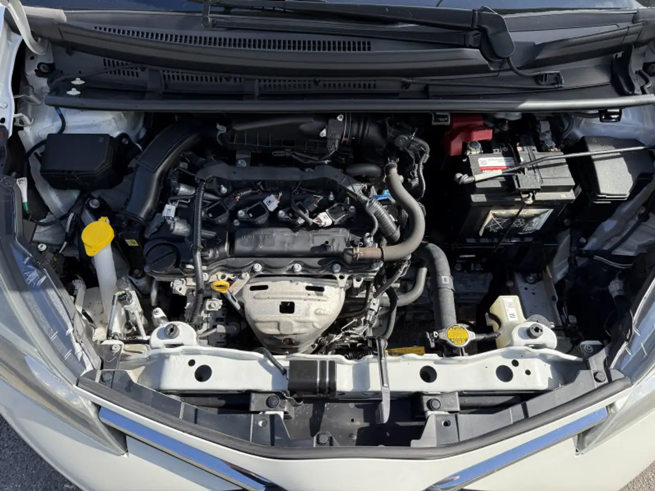 Toyota Yaris Yaris — photo 17