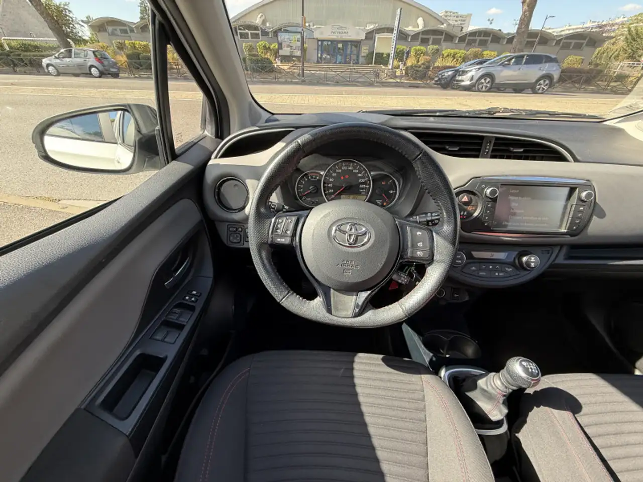 Toyota Yaris Yaris — photo 9