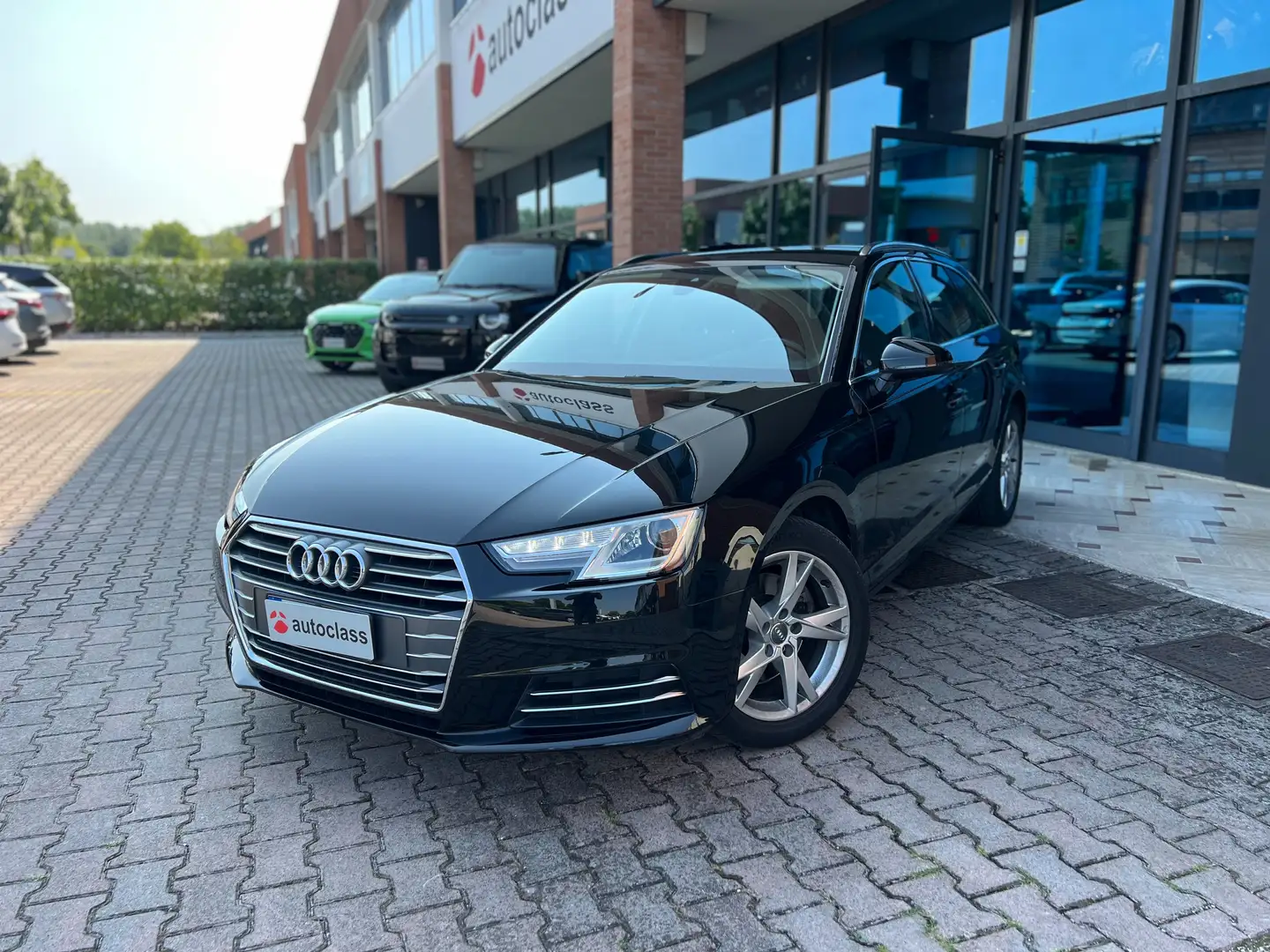 Audi A4 A4 Avant 2.0 tdi Sport 150cv VIRTUAL Zwart - 1