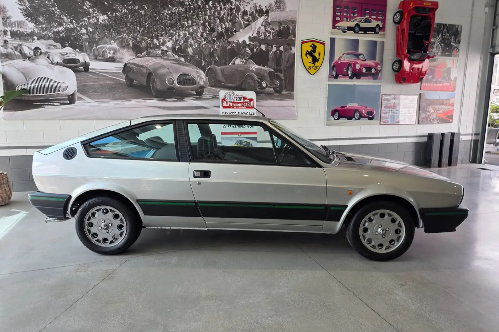 Alfa Romeo Sprint 1.5 Quadrifoglio Verde -16.000KM- Silber - 2