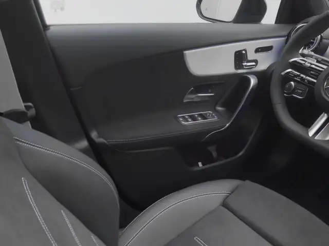 Mercedes-Benz A-Class view 22