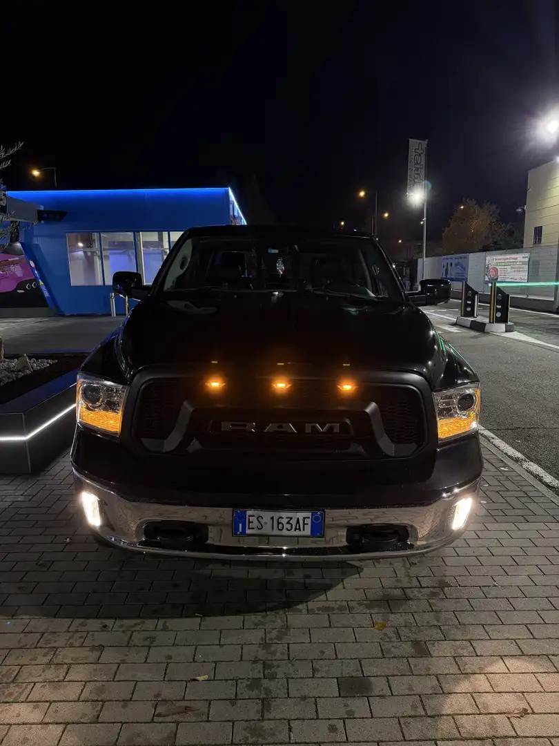 RAM 1500 Laramie Crew Cab 4x4 Чорний - 1