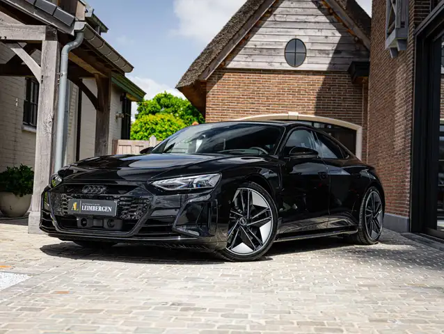 Audi RS e-tron GT 93.4 kWh Quattro / 21" RS velgen / Matrix LED / Head-Up Display / B&O / Luchtvering / 360° Camera