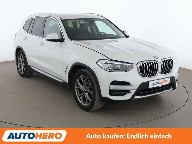 BMW X3 view 8