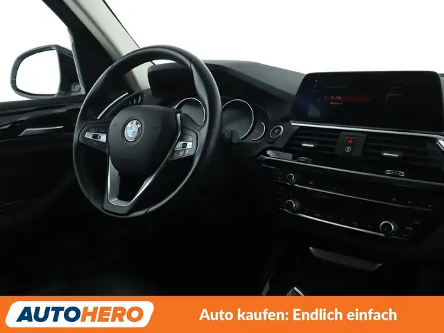 BMW X3 view 13