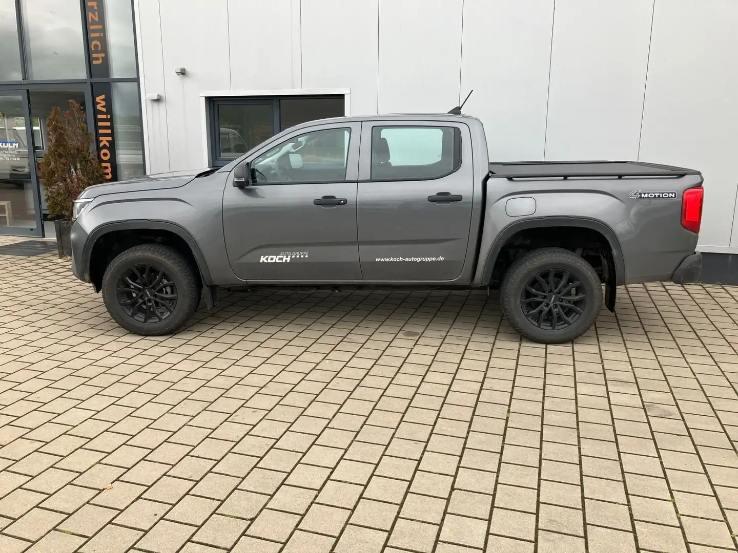 Volkswagen Amarok Allrad TDI 125 kW Kamera LED AT Bereif. Grau - 2