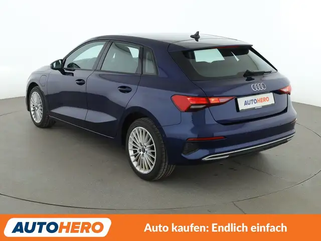 Audi A3 view 4