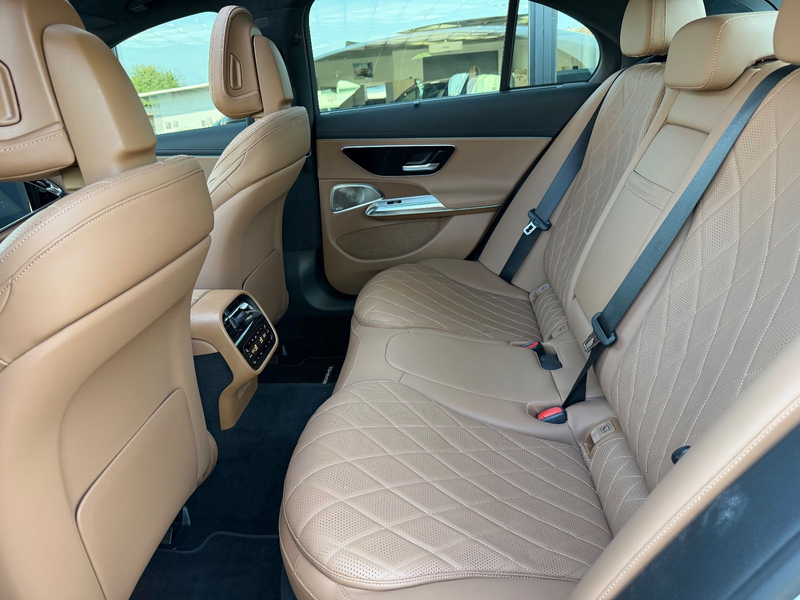Mercedes-Benz E 450 d 4M Prem+, HuD, Superscr., Digital, Pano — photo 12
