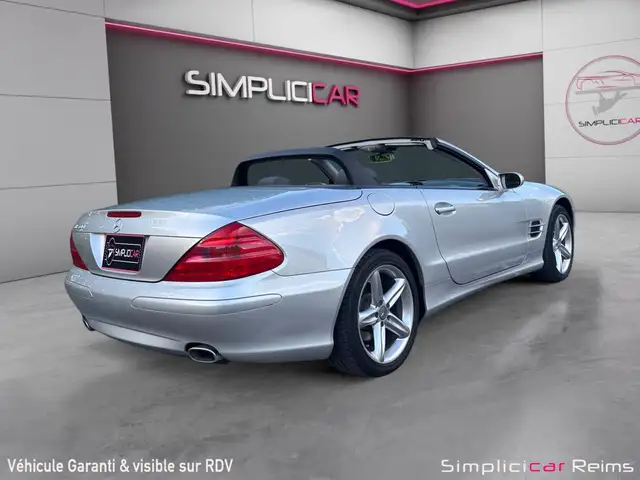 Mercedes-Benz SL view 7
