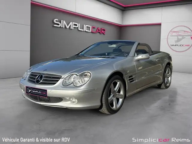 Mercedes-Benz SL view 3
