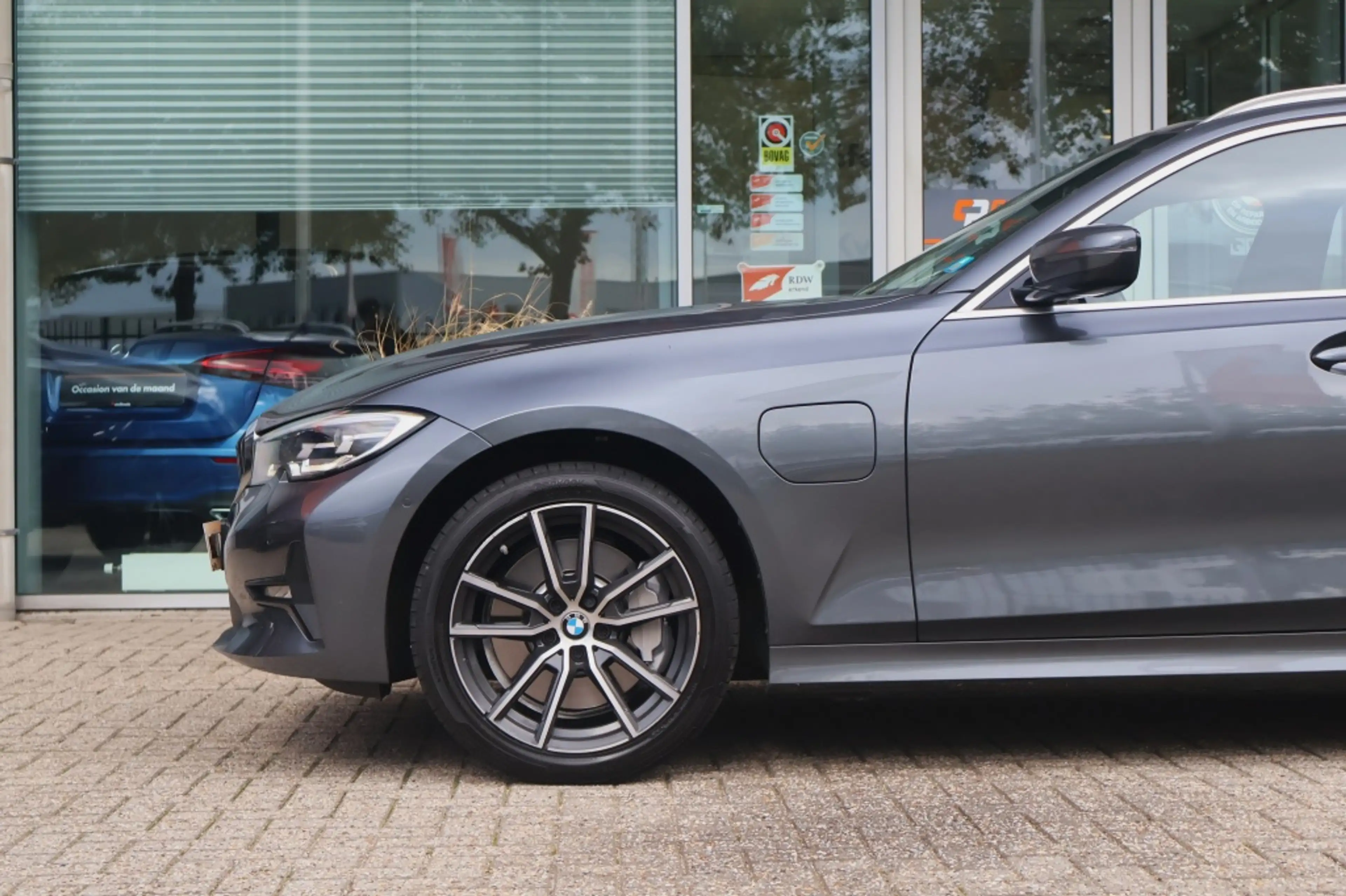 BMW 330 3-Serie Touring (G21) 330e 292pk Aut | Harman/Kard — photo 9