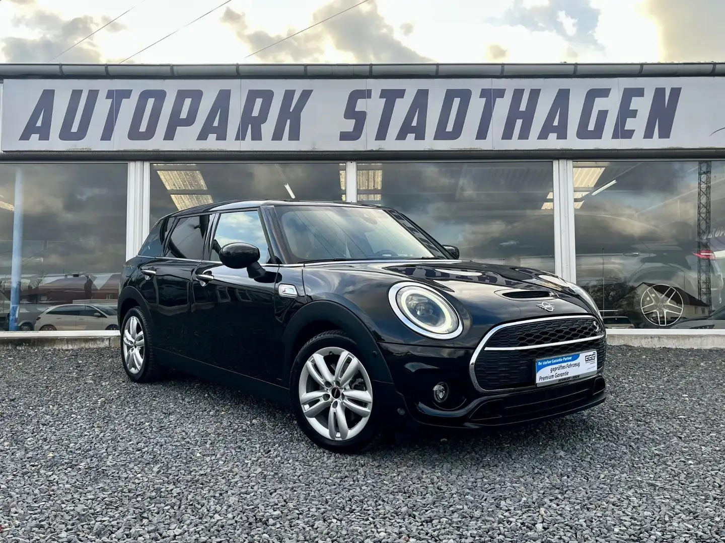 MINI Cooper S COOPER S Clubman All4 PANO/LEDER/LED/ACC/CARPLAY Schwarz - 1