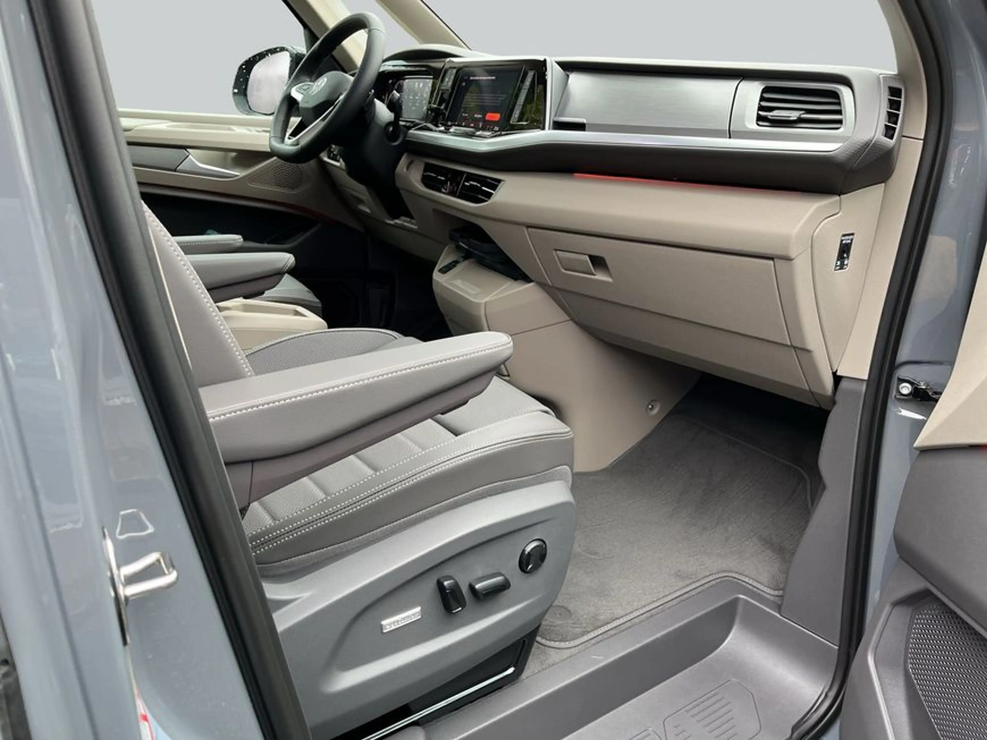 Volkswagen LT Multivan ''Edition'' 2,0 l TDI DSG, Leder/LED/Pann — photo 12