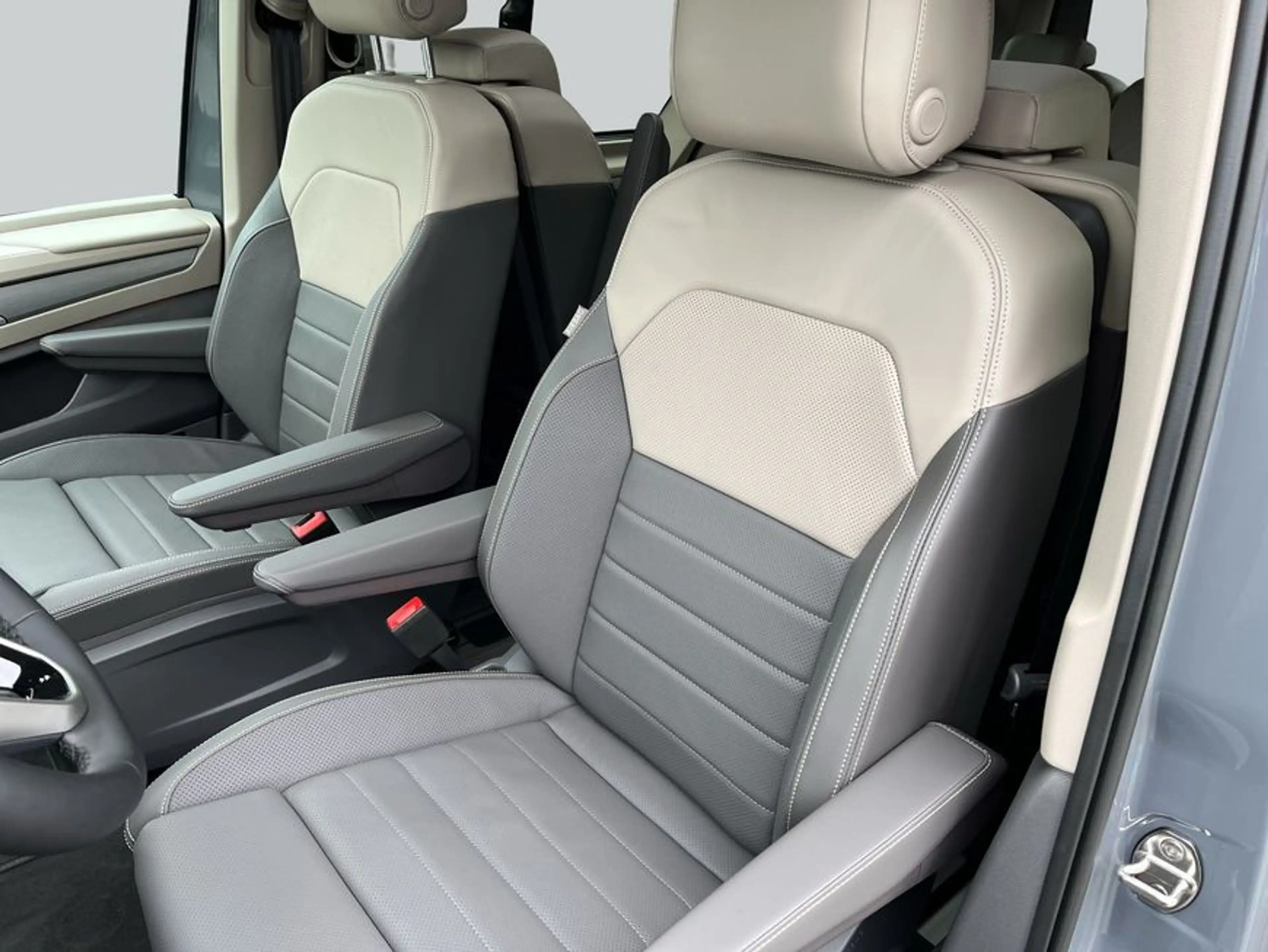 Volkswagen LT Multivan ''Edition'' 2,0 l TDI DSG, Leder/LED/Pann — photo 10