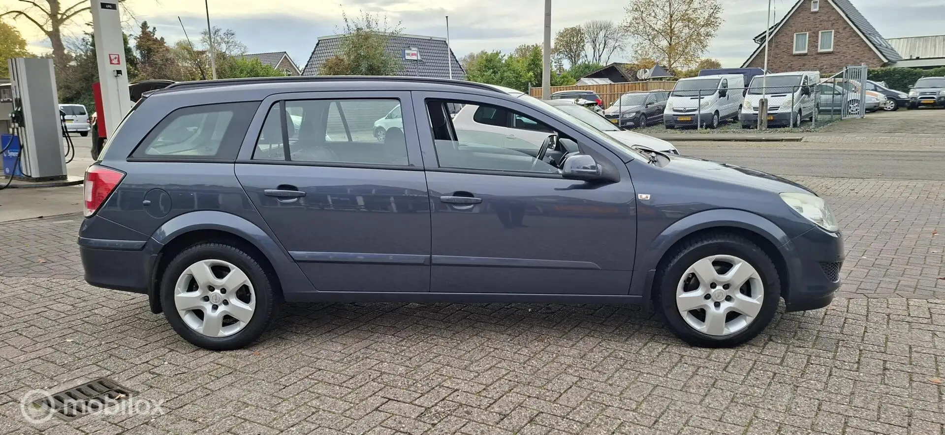 Opel Astra Wagon 1.6 Business Blauw - 2