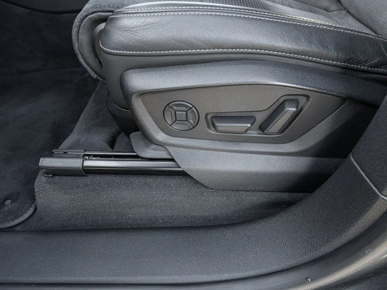 Audi SQ8 SUV TFSI tiptronic AHK Pano B&O Matrix 16