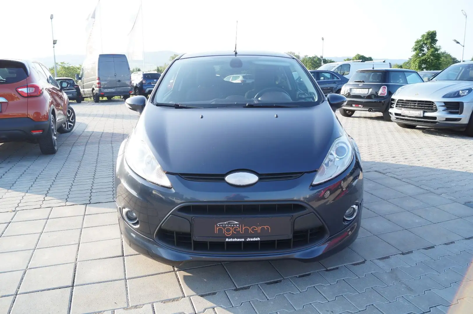 Ford Fiesta Titanium ST Line Klimautomatik PDC Grijs - 2