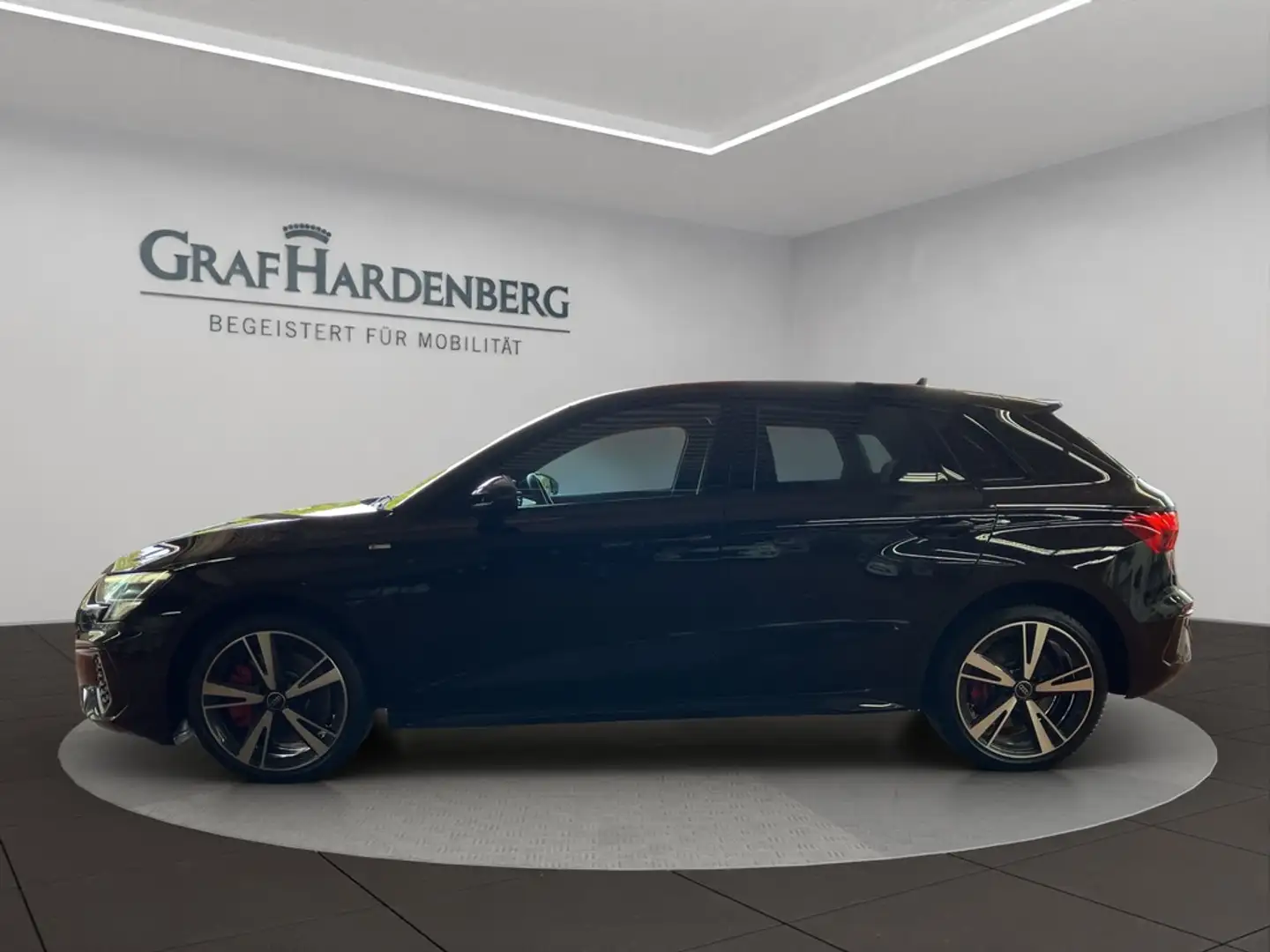 Audi A3 Sportback S-Line 45TFSIe S-Line Interieur Zwart - 2
