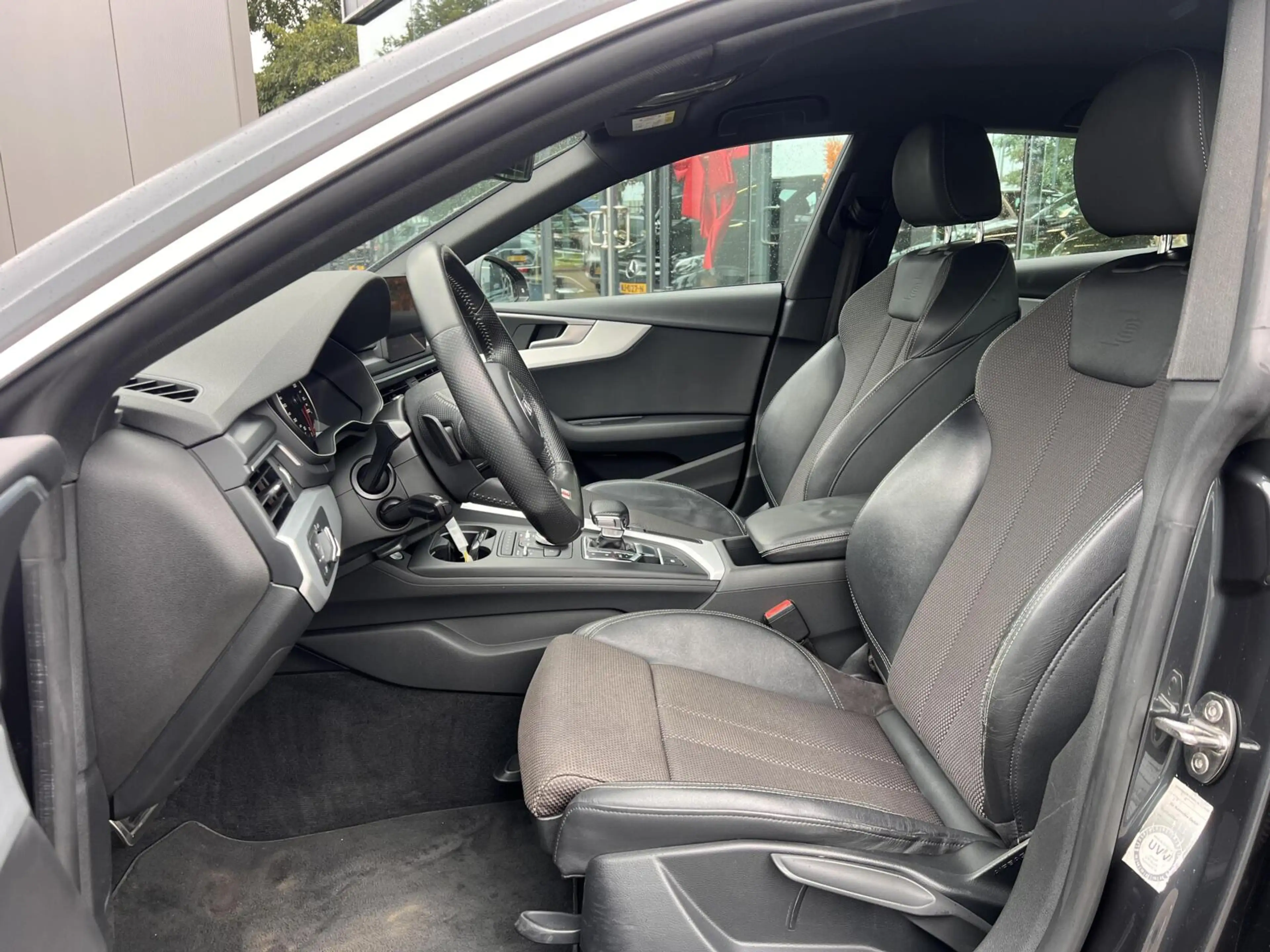 Audi A5 Sportback 2.0 TFSI Launch Edition S-Line 19"LMV LE — photo 24
