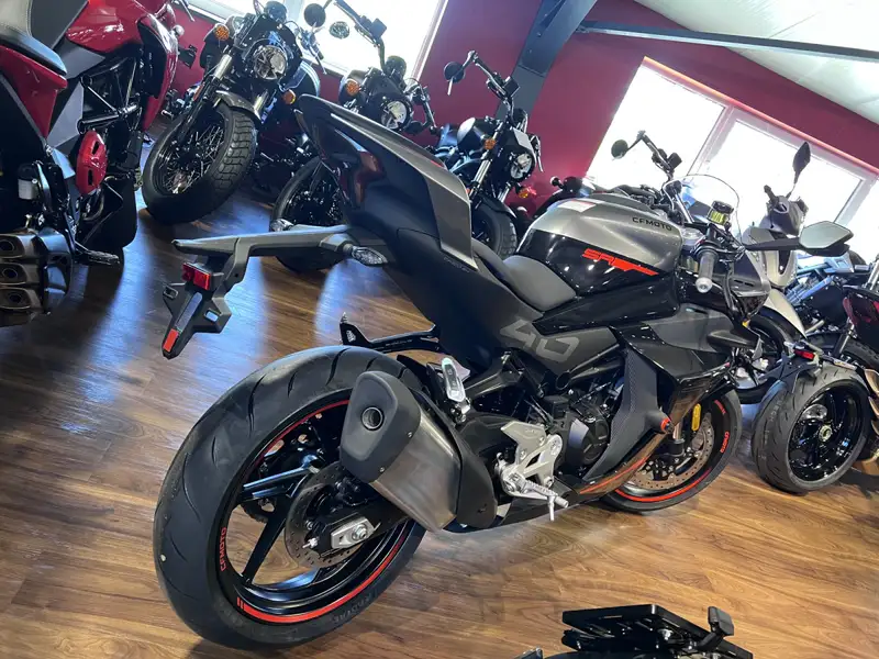 CFMOTO 450 SR - foto 3