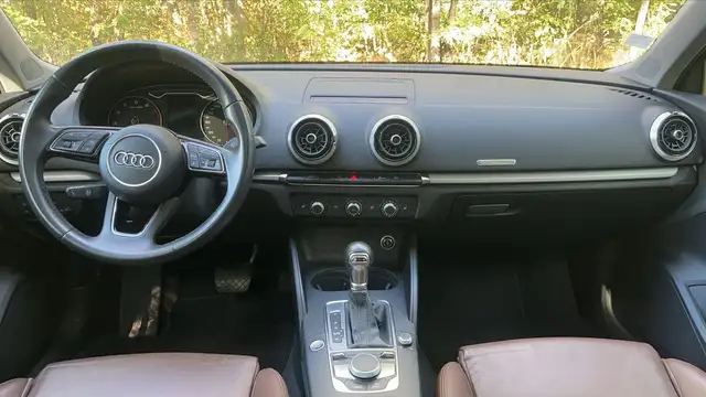 Audi A3 view 11