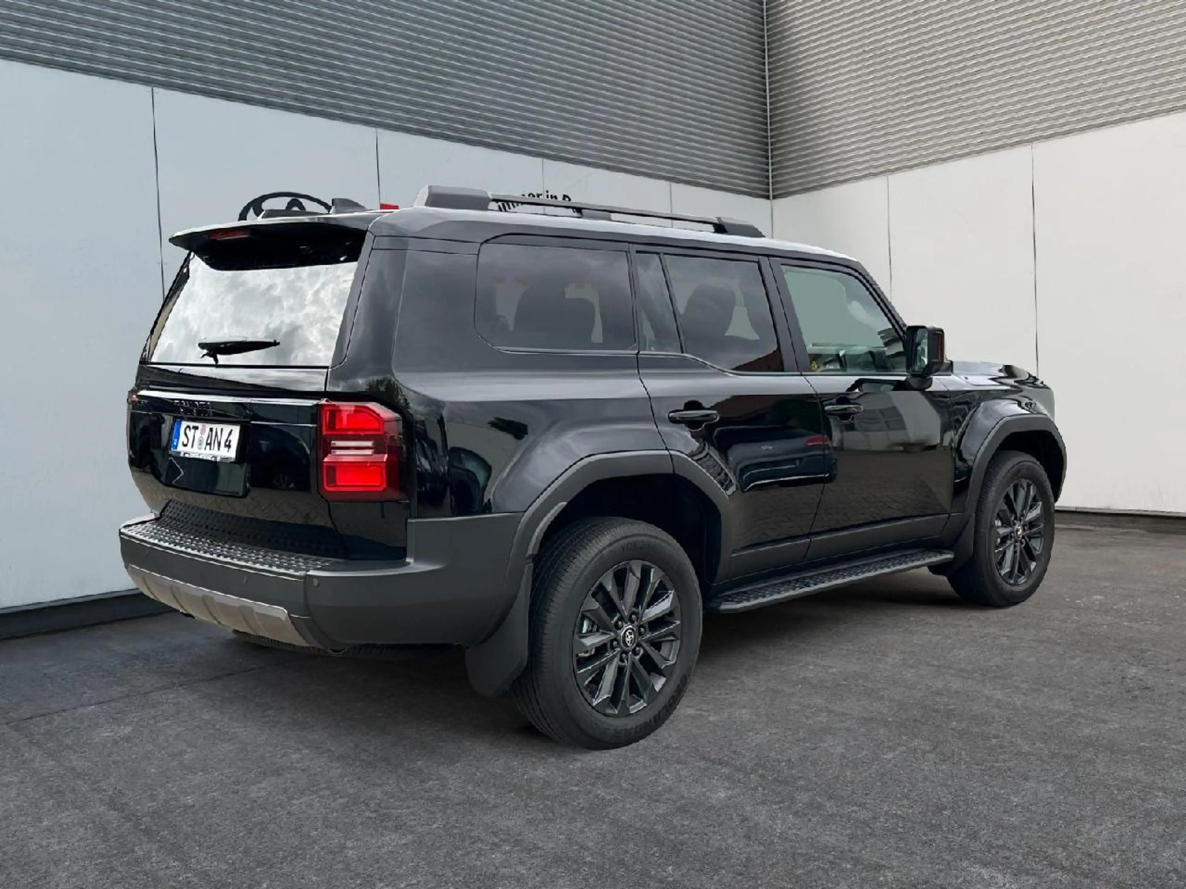 Toyota Land Cruiser 2,8 D-4D 151 kW AWD Lounge, Pano, AHK — photo 5