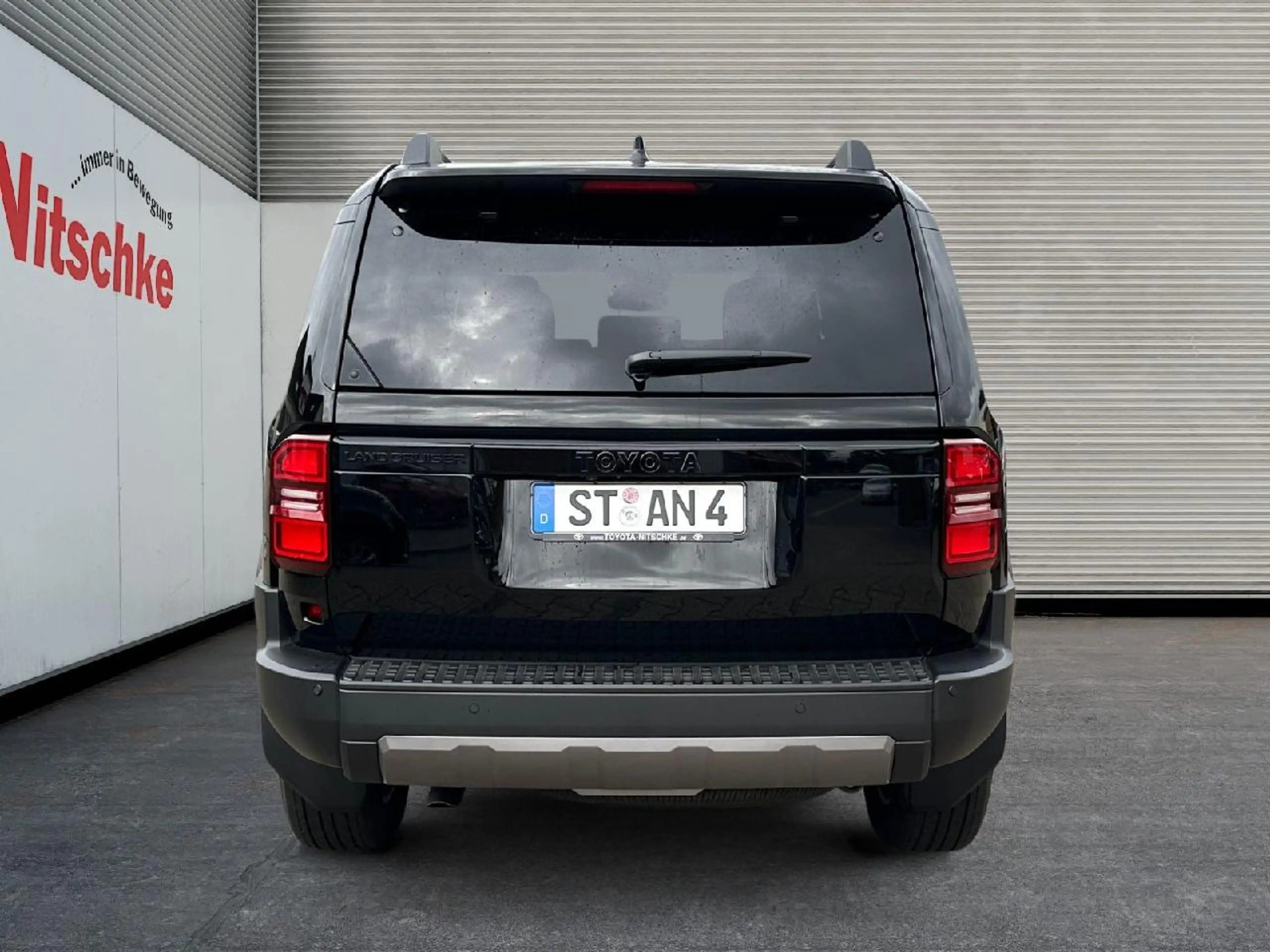 Toyota Land Cruiser 2,8 D-4D 151 kW AWD Lounge, Pano, AHK — photo 4