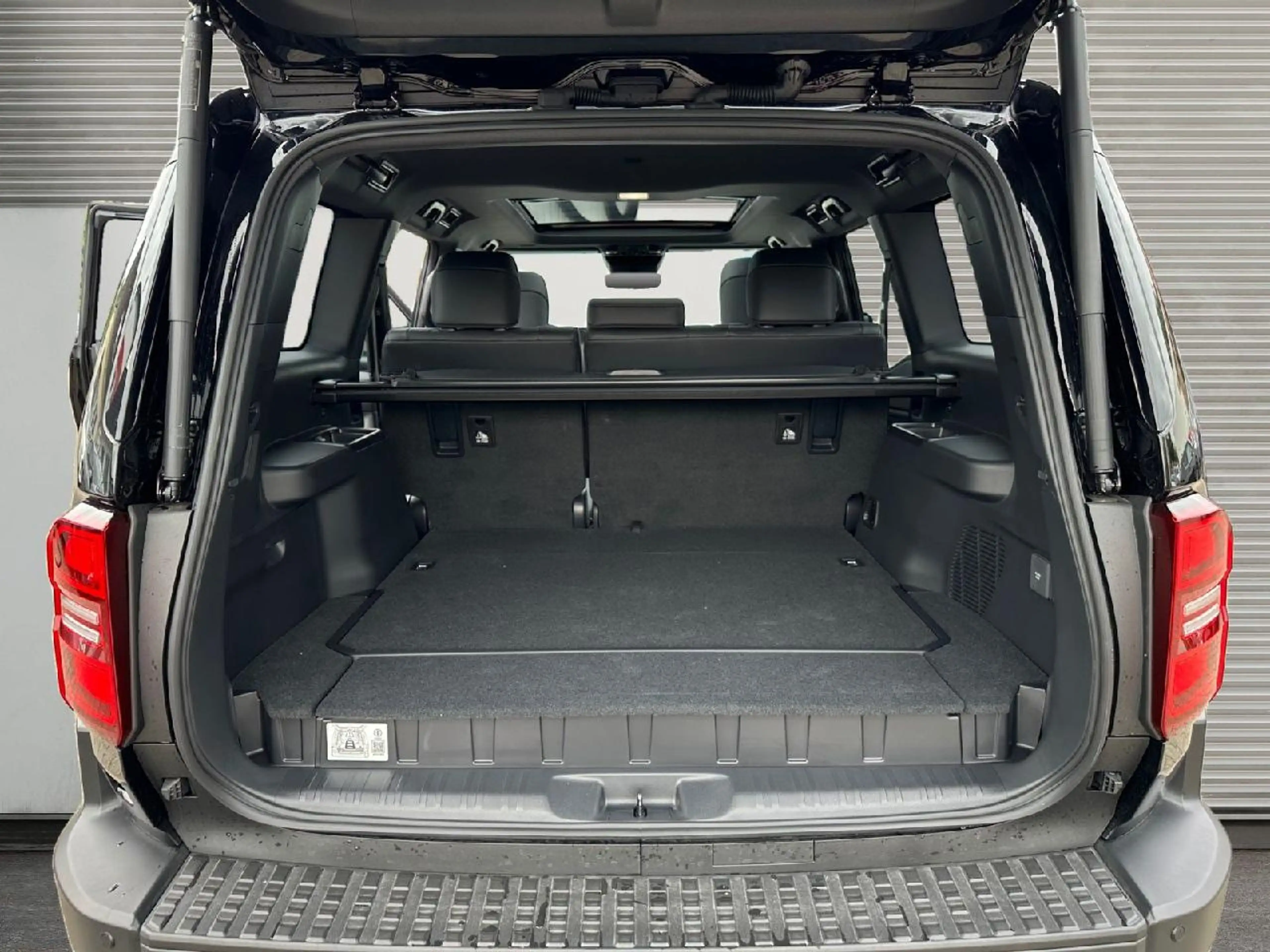 Toyota Land Cruiser 2,8 D-4D 151 kW AWD Lounge, Pano, AHK — photo 14