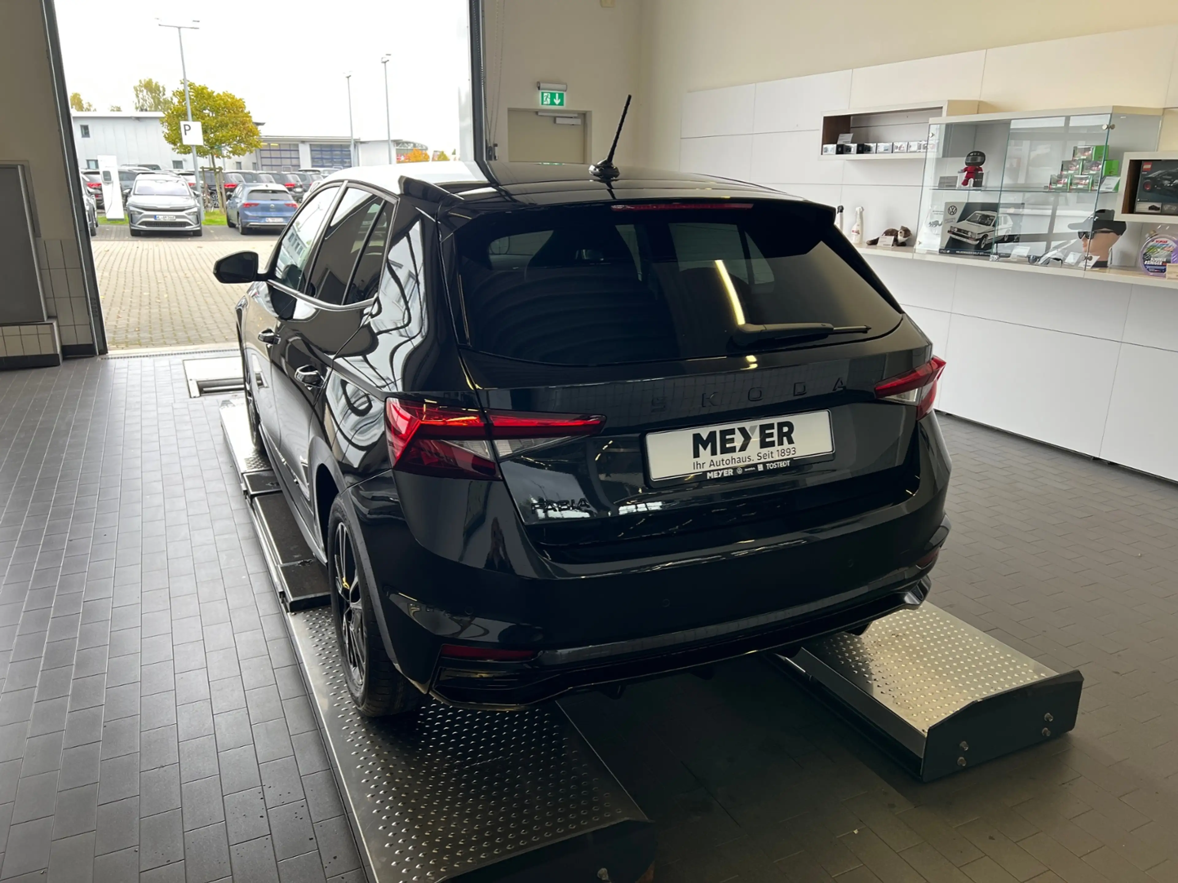Skoda Fabia Monte Carlo 1.0 TSI DSG *LED, SmartLink, ParkenPl — photo 4