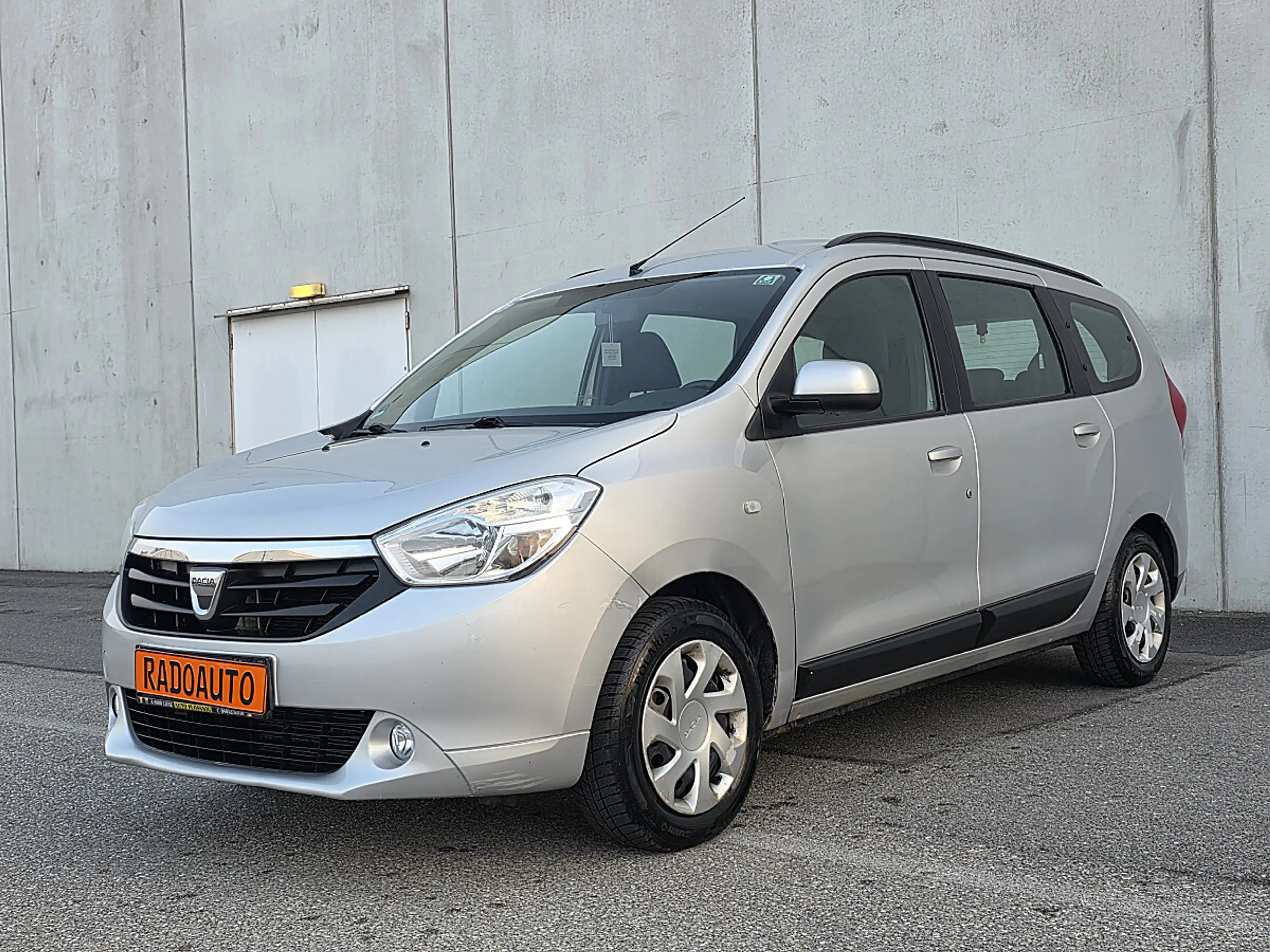 Dacia Lodgy Lauréate dCi 110 Suprème **NAVI**7SITZER**1.HAN... — photo 3