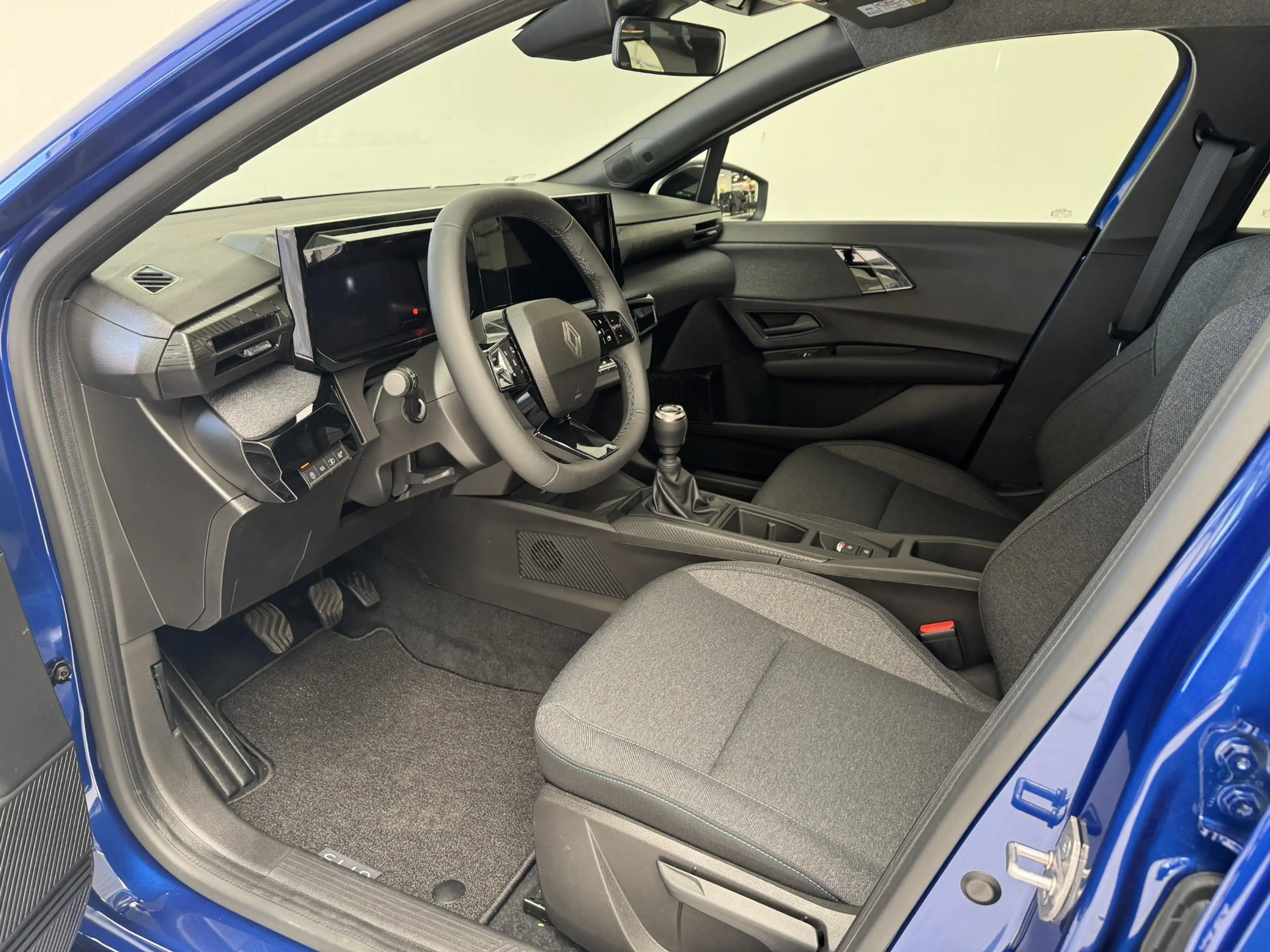 Renault Clio 1.2 TCe 115 Evolution | DEMO | Apple Carplay / And — photo 18