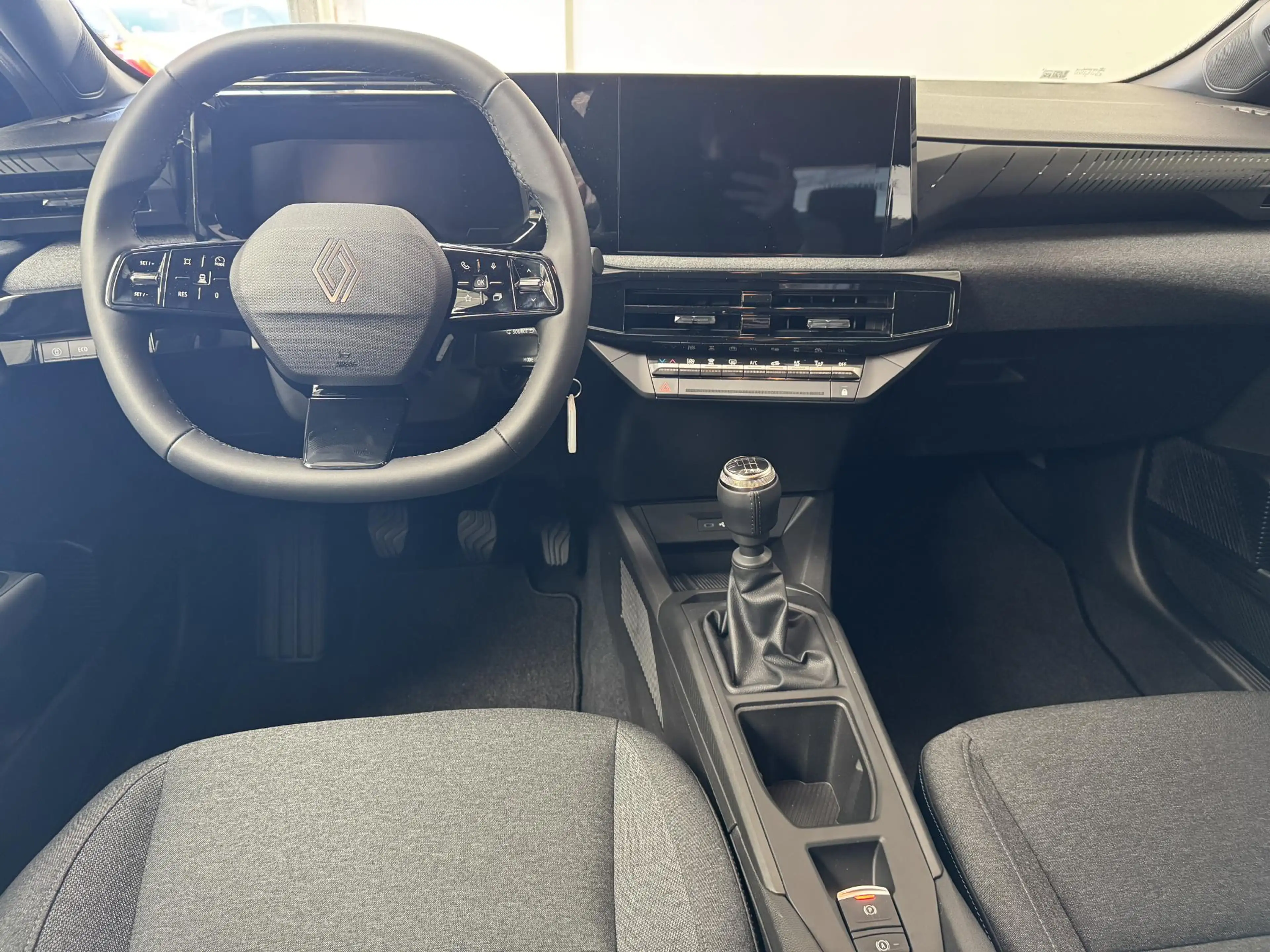 Renault Clio 1.2 TCe 115 Evolution | DEMO | Apple Carplay / And — photo 3
