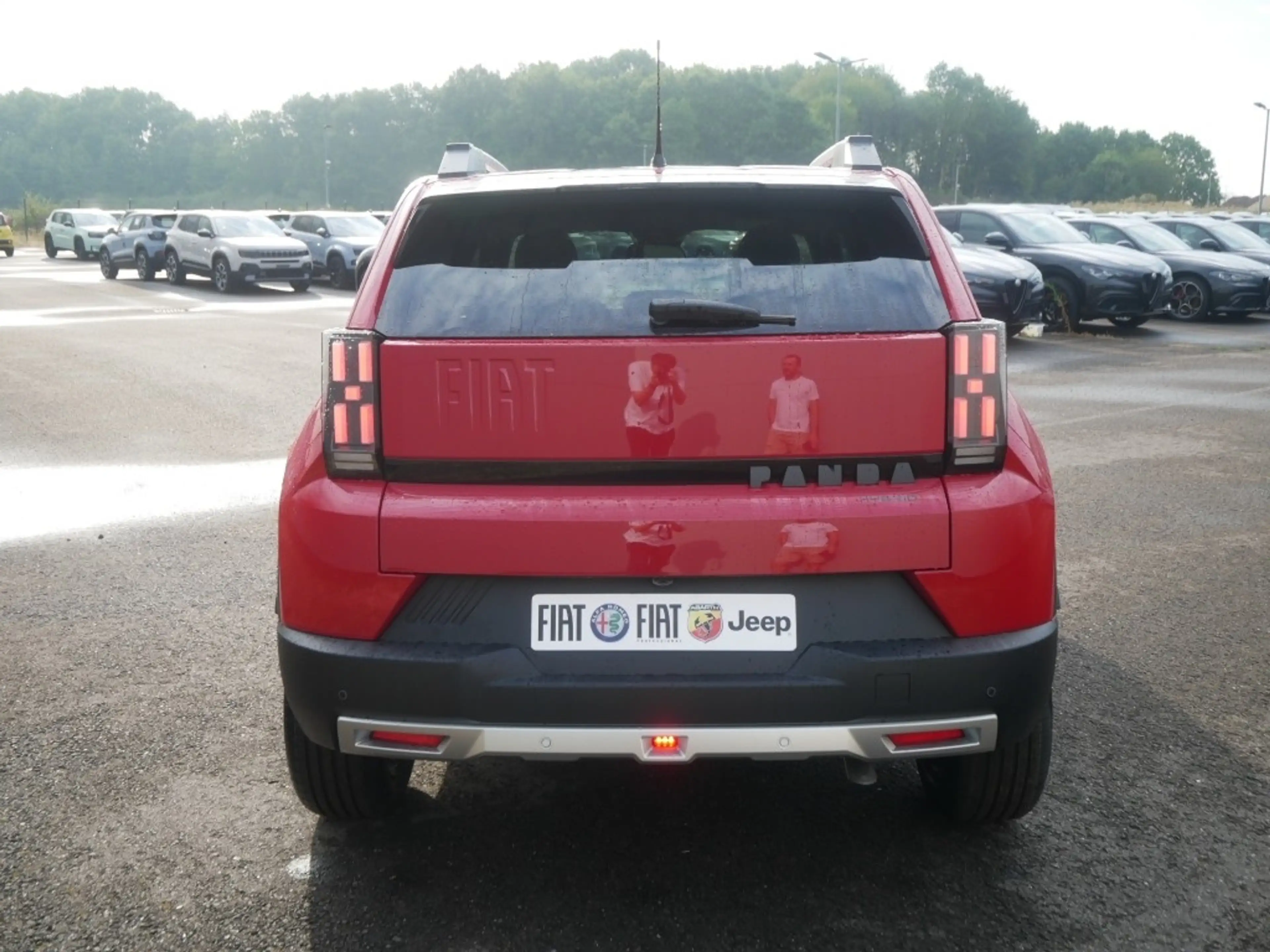 Fiat Grande Panda LA PRIMA HYBRID 1.2 eDCT 110 PS WINTER — photo 4