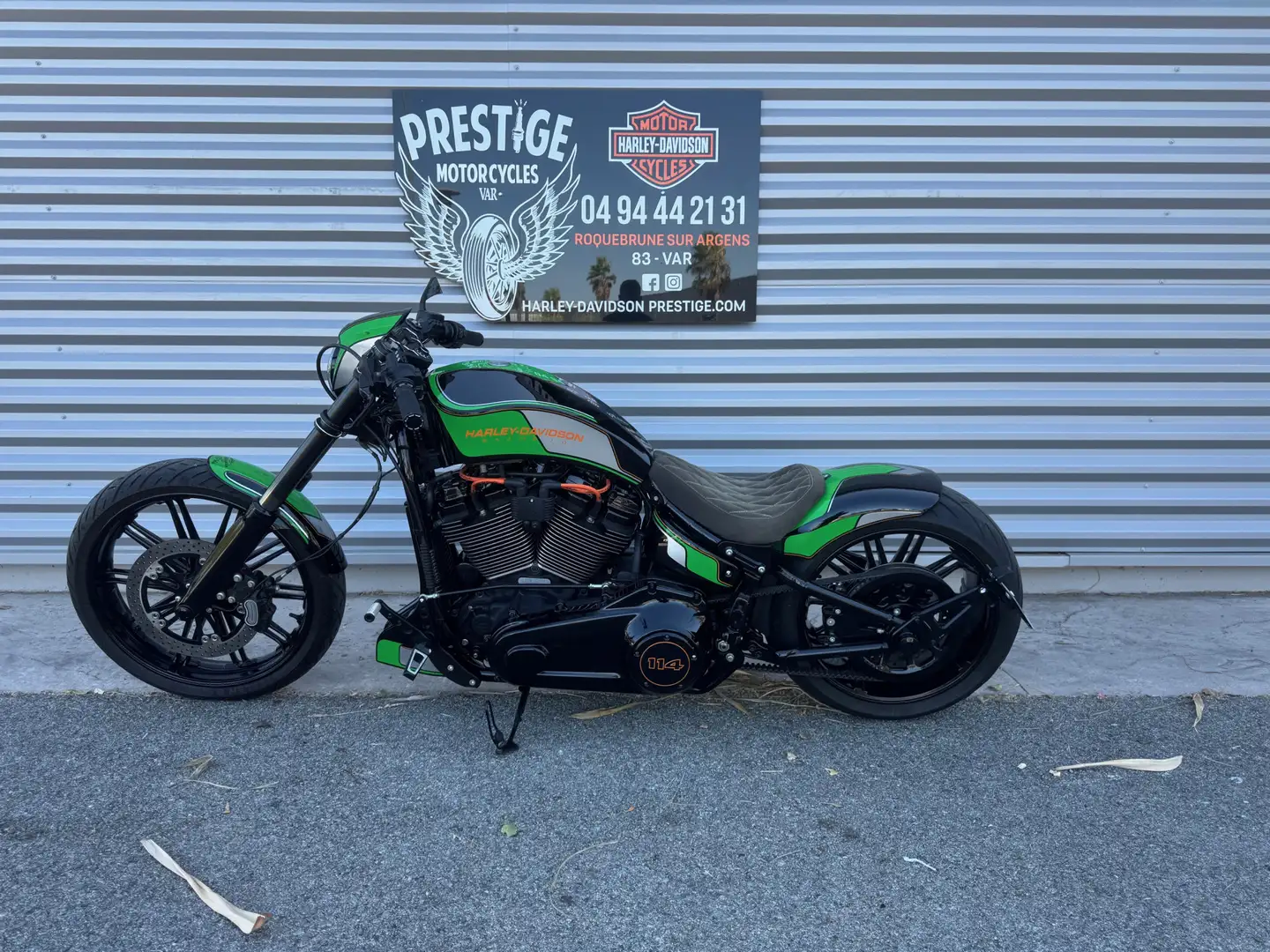 Harley-Davidson Breakout Vert - 2