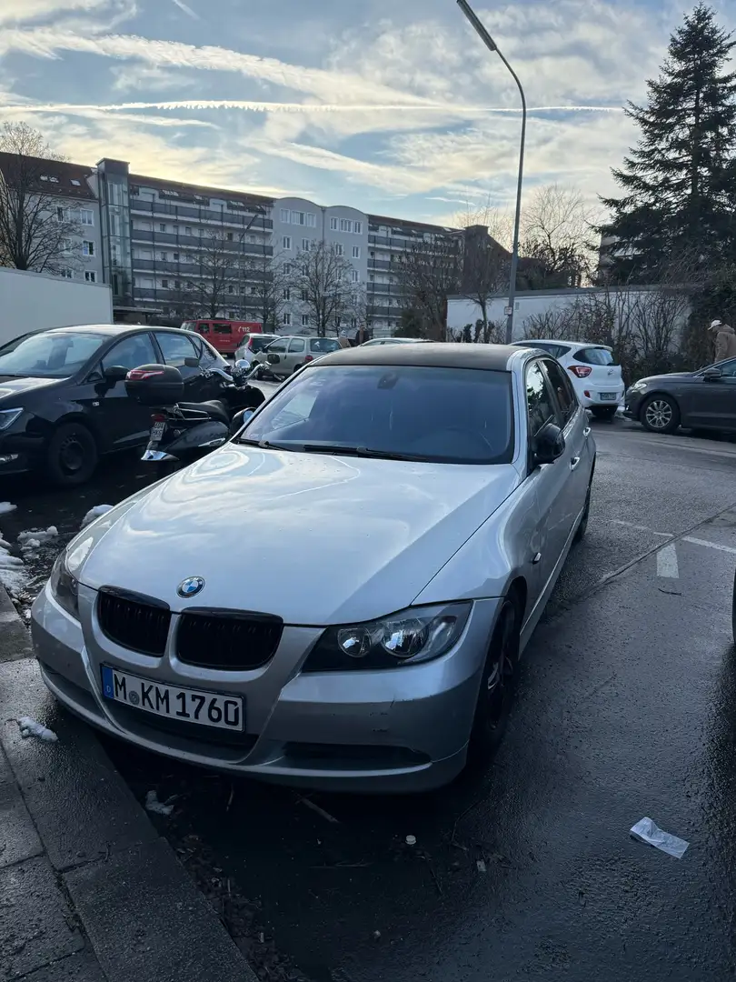 BMW 325 325i Aut. - 1