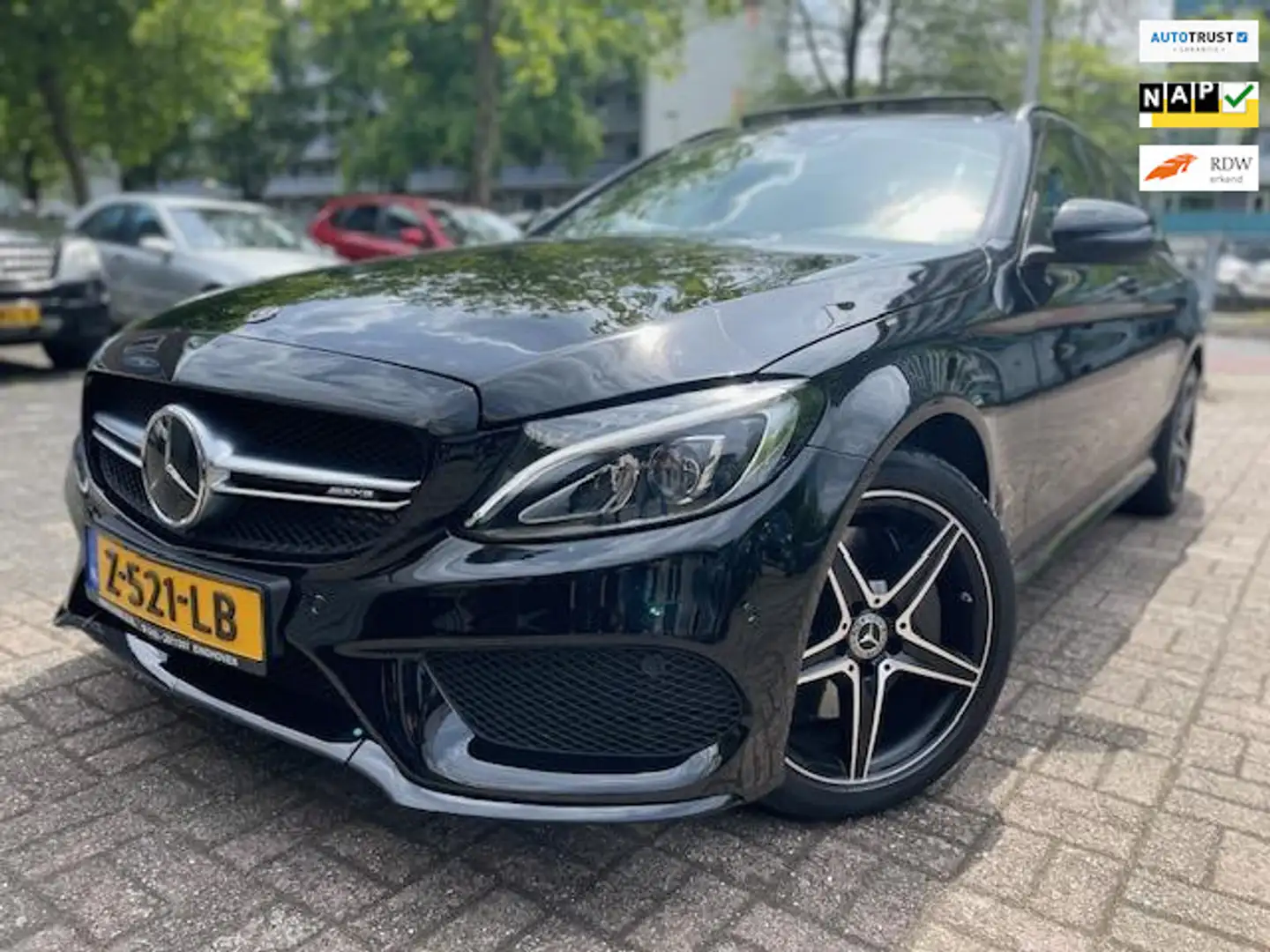 Mercedes-Benz C 400 Estate 4MATIC Prestige AMG Sport Edition Noir - 1