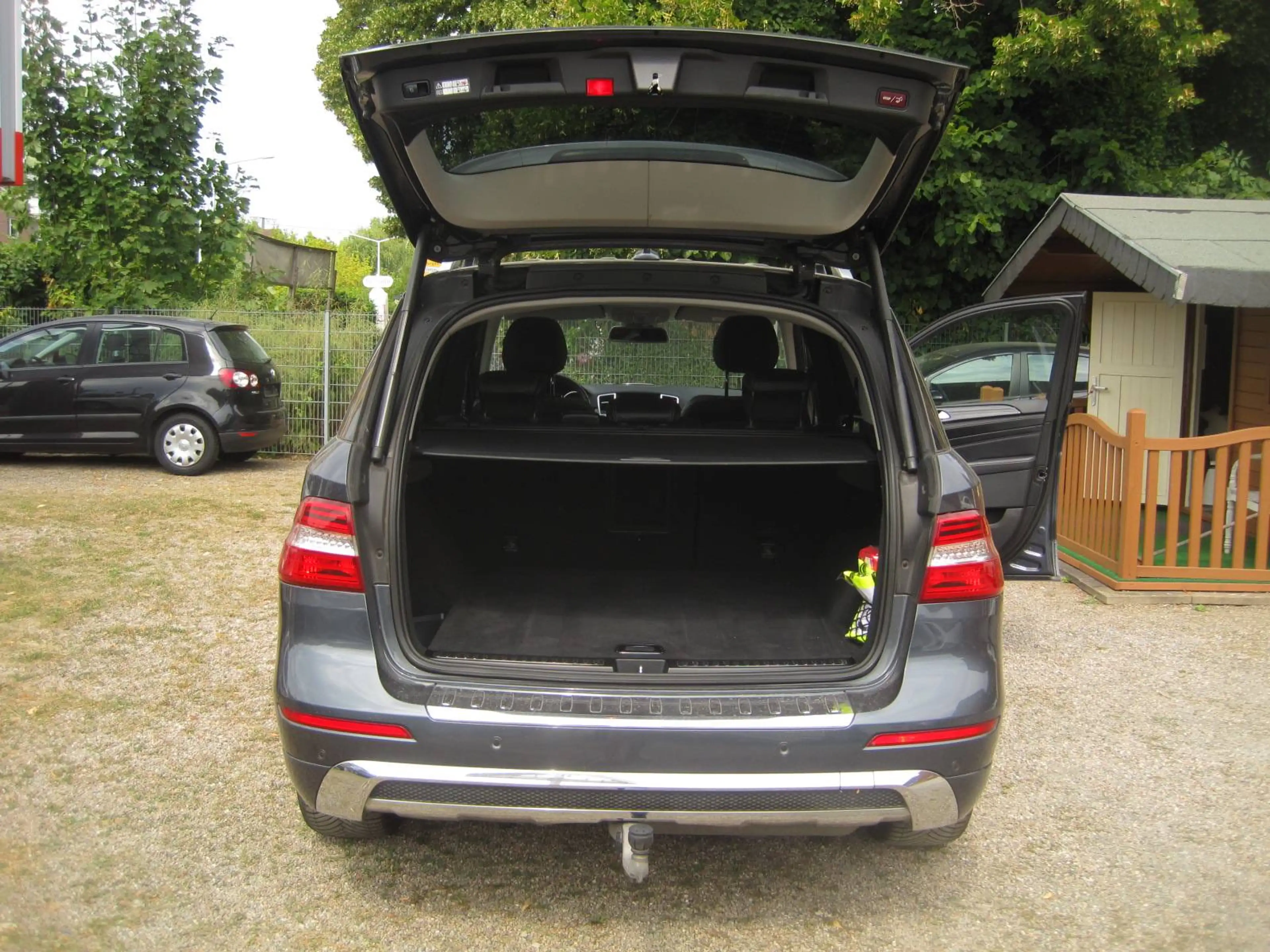 Mercedes-Benz ML 350 -CDI BlueTec 4Matic-KAMARA-AHK-ESSD-NAVI — photo 11